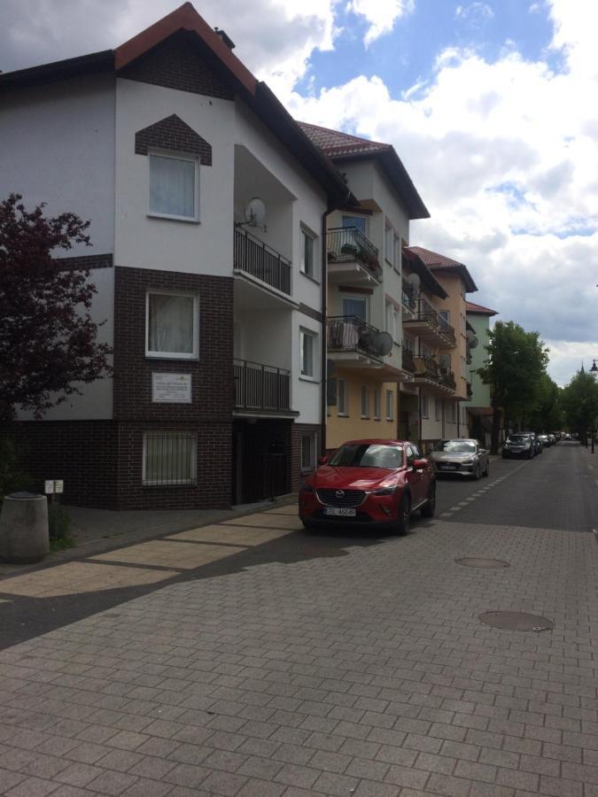 Apartament Przystan W Ustce - 120 M2 - 200 M Od Plazy Mickiewicza 2 Ustka Eksteriør billede