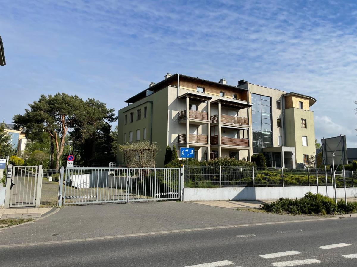 Apartament Przystan W Ustce - 120 M2 - 200 M Od Plazy Mickiewicza 2 Ustka Eksteriør billede
