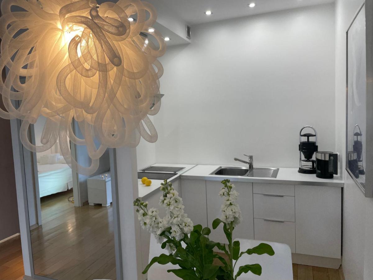 Apartament Przystan W Ustce - 120 M2 - 200 M Od Plazy Mickiewicza 2 Ustka Eksteriør billede