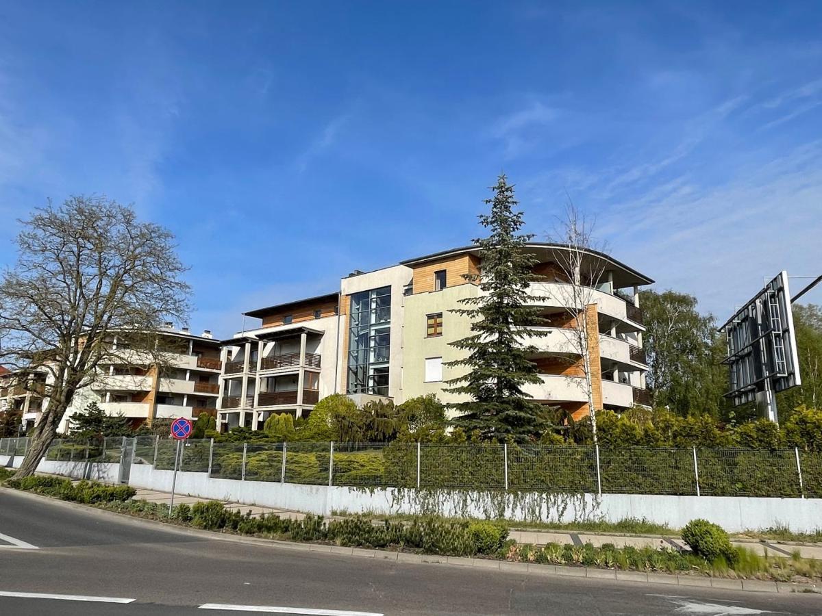 Apartament Przystan W Ustce - 120 M2 - 200 M Od Plazy Mickiewicza 2 Ustka Eksteriør billede