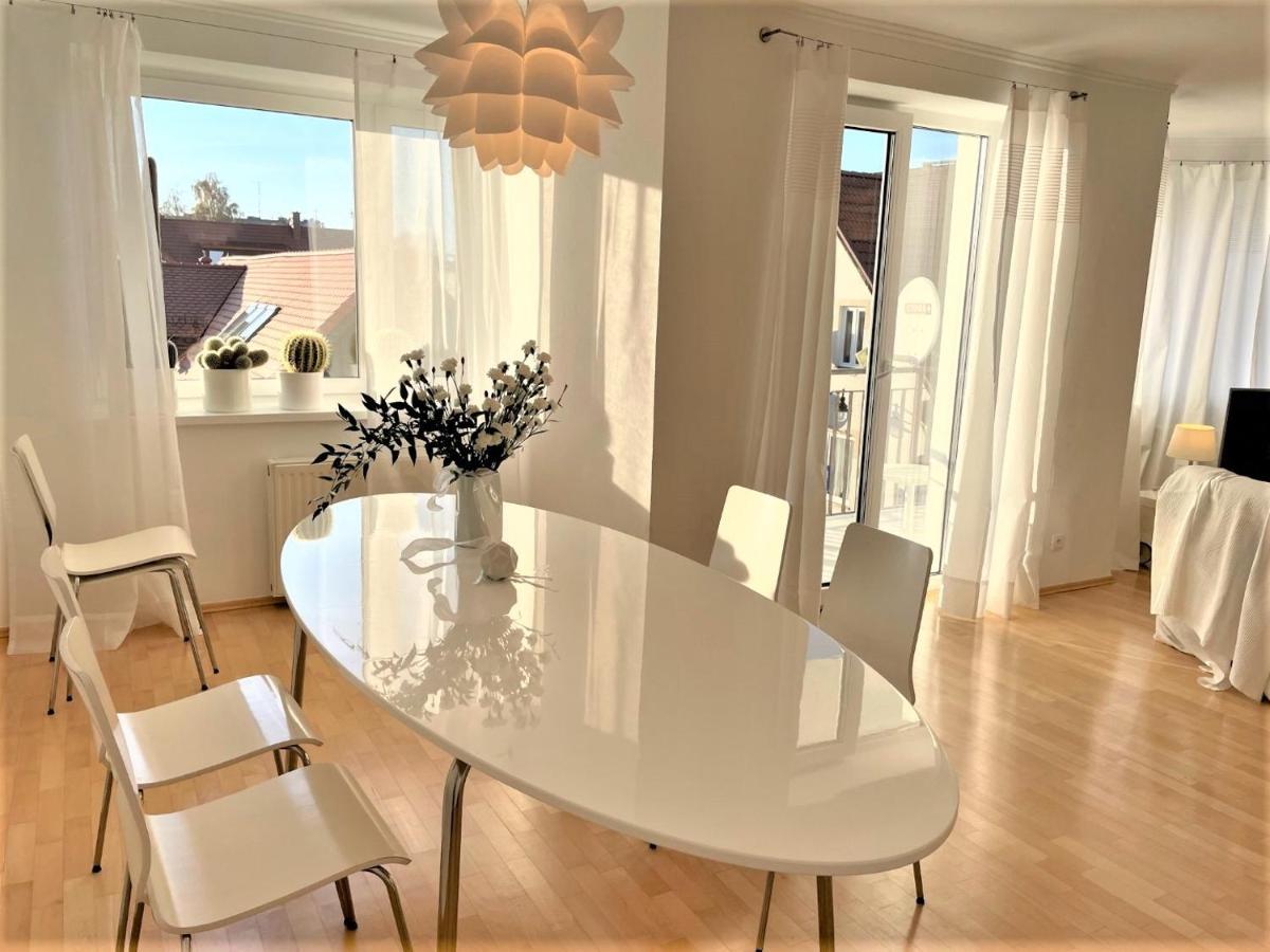 Apartament Przystan W Ustce - 120 M2 - 200 M Od Plazy Mickiewicza 2 Ustka Eksteriør billede