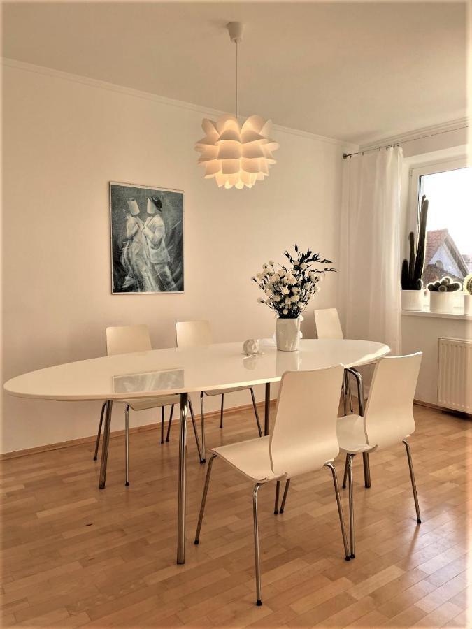 Apartament Przystan W Ustce - 120 M2 - 200 M Od Plazy Mickiewicza 2 Ustka Eksteriør billede